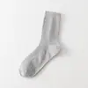 Meias masculinas outono e inverno clássicas listradas meias masculinas meias versáteis listradas verticais masculinas de algodão em estoque
