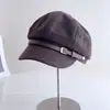 Hebilla de cinturón estilo retro británico octagonal para mujer, gorra de visera versátil casual de otoño, gorra de periódico elegante y que estiliza el rostro, moderna
