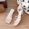 Sandalias Versátiles Elegantes de Tacón Medio para Viajar al Trabajo para Mujer Verano 2025 Nuevas Sandalias de Moda Francesas de Una Correa