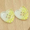 Novo Estilo Botões Frescos Xadrez em Forma de Coração Acessórios para Roupas Botões Transparentes Estampados de Quatro Furos Acessórios para Capa de Celular Botões de Resina