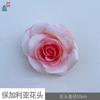 Cabeza de flor búlgara, rosa retro americana, fondo para decoración al aire libre, flores artificiales, conjunto de centro comercial, flor falsa