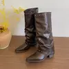 Botas Negras Adelgazantes de Tacón Grueso para Mujer Botas Largas 2026 Nuevo Par Retro que Aumenta la Altura con Faldas Punta Fina Botas Vaqueras Bootcut