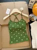 Nueva camisola de estilo americano para mujer con cuello halter de cuentas y estampado de lunares, con copas en el pecho, hermoso diseño en la espalda, corte ajustado y efecto adelgazante