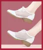Sapatos de Dança Femininos Fanghua Verão Respiráveis com Malha e Salto Anabela Solado Macio para Dança Moderna de Salão Dança de Salão Quadrada