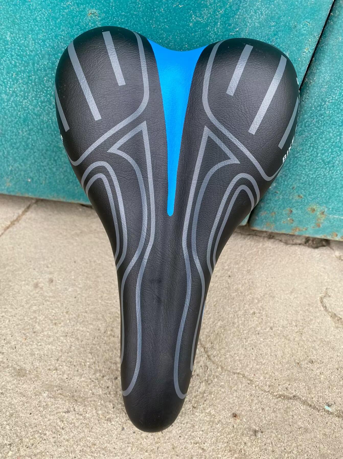 255F6DB64784F81568C7788F7EE1CB