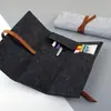 Bolsa de Lápis Criativa de Feltro Grande Capacidade Papelaria Simples Bolsa Redonda para Lápis Grande Capacidade Material Escolar para Estudantes Bolsa de Feltro
