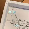 Azuis Sonho Estelar~Pulseira Doce Flor de Zircônia para Mulheres Design Refinado Personalidade Exquisita Anel de Mão Estilo Nicho High-End Joia de Mão