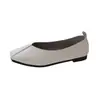 Sapatos baixos de bico quadrado estilo coreano, versáteis para mulheres, estilo Harajuku, estilo estudante, sapatos de calçar fácil, corte baixo, sapatos casuais, nova coleção primavera/outono 2026