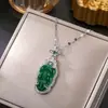 Cadena de clavícula de acero de titanio estilo retro nacional moda candado de paz de jade colgante de izaje todo partido temperamento accesorios de estilo chino de alta calidad
