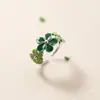 Anillo de Flor de Epoxy Verde Femenino Celebridad de Internet Gama Alta Más Vendido Exquisito Anillo de Flor de Cinco Pétalos Fabricante Mayorista