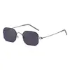 Gafas de sol de Nuevo Estilo para Hombre y Mujer con Montura de Metal, Gafas de Sol Anti-UV, Gafas de Sol Retro de Moda, Modernas y de Alta Gama