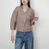 Nuevo Cárdigan de Punto Miyake Primavera 2026 para Mujer, Chaqueta Holgada Adelgazante con un Toque de Lujo, Ropa Fina de Lujo para Mujer Nanyou