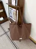 Bolso Reversible de Ante con Estampado de Leopardo Retro Estilo Niche de Gama Alta Versátil Bolso Tote Gran Capacidad Bolso de Hombro para Viajes K-Style
