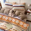 Juego de tres piezas de terciopelo de leche para dormitorio estudiantil, funda de edredón de forro polar de doble cara para otoño e invierno, juego de cuatro piezas cálido y engrosado de forro polar de coral