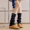 Polainas de Punto con Etiquetas Metálicas, Calcetines Grises para Mujer, Estilo Japonés, Primavera y Otoño, Calcetines Y2K Hasta la Rodilla para Mujer