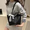 Bolso Tote de Gran Capacidad Europeo y Americano para Mujer 2025 Nuevo Bolso de Hombro de Moda Simple Moda Coreana Elegante Bolso de Axila