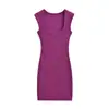 Vestido sexy estilo clássico, sem mangas, com decote quadrado, vestido tipo regata, novo modelo de moda de verão, justo, bodycon, mini vestido para mulheres baixinhas