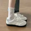 Zapatos blancos de estilo coreano, lindos, de dibujos animados, para mujer, comercio exterior transfronterizo, nuevo modelo otoño 2026, transpirables, versátiles, casuales