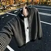 Suéter cárdigan de punto a rayas de alta inteligencia estilo retro americano para hombre, otoño, estilo old money, cárdigan suelto, estilo perezoso, prenda exterior