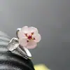 Nafoge joyería de plata al por mayor incrustada con pétalos de cristal rosa natural anillo abierto de plata pequeño fresco anillo de plata de ley 925
