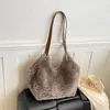 Shuai Mijia Bolso de Felpa de Gran Capacidad para Mujer 2026 Otoño Nuevo Bolso de Hombro Individual Bolso de Mano Estilo Perezoso para Viajar Bolso Tote