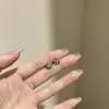 Pendientes de Flor con Perlas Redondas y Circonitas Microincrustadas de Diseño de Nicho para Mujer, Pendientes Exquisitos, Sencillos y de Moda