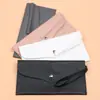 Bolsa para Pinceles de Maquillaje Pu con Correa Estilo Sobre Bolsa de Almacenamiento Bolso de Mano Cosmético de Moda Bolsa Portátil Suministro Directo de Fábrica