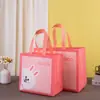 Bolsas de Mano No Tejidas Laminadas Listas para Usar Bolsas para Tiendas de Ropa Bolsas para Compras de Regalo Estilo Ins Bolsas de Empaque Dibujos Animados Ropa Infantil Personalización