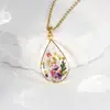 Ed Water Drops Serie de Flores Doradas de Cumpleaños Colgante Espécimen de Flor Seca Natural Gotas de Pegamento Ámbar Collar Outlet de Fábrica