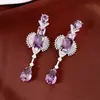 Brincos pingente lágrima quadrada com zircônia em agulha de prata, um par de brincos delicado e elegante com um toque luxuoso, perfeitos para festas e versáteis para qualquer ocasião