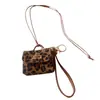 Collar Colgante de Bolso con Estampado de Leopardo en Cuero Europeo y Americano Moda Retro Cadena para Clavícula Maillard Joyería de Diseño Nicho para Mujeres