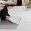 Adhesivos para Piso de PVC con Grano de Madera Autoadhesivos Impermeables y Resistentes a la Humedad Cuero para Piso para Aplicación Directa sobre Pisos de Cemento Adhesivos para Piso Engrosados Resistentes al Desgaste