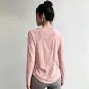 Conjunto esportivo profissional para corrida feminina, novo traje de fitness de verão respirável de secagem rápida, conjunto de yoga de alta qualidade de manga curta
