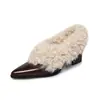 Zapatos de Piel de Vaca con Pelo y Bordes Abiertos 2025 Invierno Punta Fina Zapatos Slip-On Forrados de Felpa para Mujer Tacón Grueso Cálidos Zapatos Pequeños de Cuero de Tacón Alto
