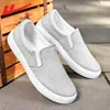 Sapatos de Pano Old Beijing com Puxador para Homem, Novos Sapatos Slip-On Masculinos, Sola Macia, Sapatos de Pai Antiderrapantes, Sapatos Casuais de Lona para Homem