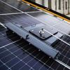 Máquina Limpiadora de Paneles Fotovoltaicos con Control Remoto Lavado con Agua Eliminación de Polvo Limpieza de Paneles Solares Robot Limpiador Fotovoltaico con Oruga y Control Remoto
