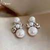 Brincos de Flor de Zircônia Pérola Barroco Francês, Luxo Acessível e Presilhas de Orelha de Alta Qualidade para Mulheres Sem Piercing, Brincos Delicados e Elegantes