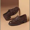 Elegantes Zapatos de Piel Suave 2026 Primavera y Otoño Nuevos Zapatos Brogue Retro Mocasines Británicos Zapatos Casuales