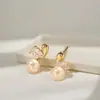 Brincos de Pérola em Forma de Coração com Cravação de Diamantes Novo Estilo, Design Elegante de Nicho, Brincos da Moda Tendência, Brincos de Luxo Leve e de Alta Qualidade para Mulheres