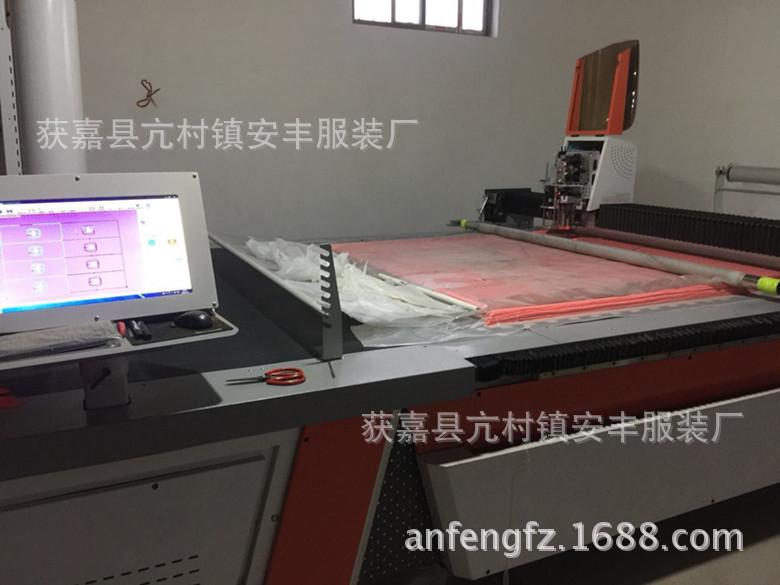 车间实拍mmexport1522160060494_副本