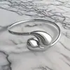 Pulseras de Acero de Titanio para Niñas, Joyería con Números Romanos, Pulseras de Acero Inoxidable de Lujo Ligero de Nicho que Se Pueden Mojar, No se Desvanecen y Versátiles