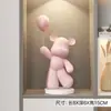 Alemania 2026 Modelo Nuevo Juguete de Moda Oso Violento Decoración de Pie Ornamentación de Mesa de Centro Lateral de Sofá de Sala de Estar de Lujo y Elegante