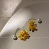 Brincos Pequenos Amarelos Estilo Floresta com Franjas para Mulheres, Brincos de Tarraxa com Flor e Pérola, Ganchos de Orelha, Pingentes de Orelha, Brincos Elegantes Versáteis para Mulheres 2026