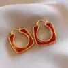 Pinzas para Orejas Cuadradas Huecas de Resina Color Café Electrochapadas en Oro Real de 18 Quilates, Aretes de Lujo Ligero de Gama Alta, Accesorios para Orejas Versátiles Vintage para Mujeres