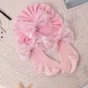 Novo conjunto de duas peças de chapéu quente de verão e outono para bebê com faixa de cabeça, meias com lantejoulas e laço, touca fina para bebês de 0 a 1 ano