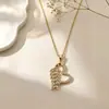 Collar de acero de titanio que no se decolora para mujer, todo a juego, de alta gama, cadena para la clavícula con forma de corazón, de temperamento, popular en internet, joyería de acero inoxidable chapada en cobre y oro