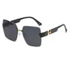 Nuevas gafas de sol de moda H para mujer, gafas de sol anti-ultravioleta de moda, cara redonda, rojo en línea con gafas de sol finas de belleza, lote