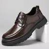 Sapatos Masculinos, Sapatos Formais Business Casual, Sapatos Masculinos de Couro Britânico com Solado Grosso, Sapatos Masculinos de Cadarço para Primavera e Outono, Comércio Exterior, Transfronteiriços