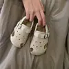 Sandalias para Niñas 2026 Verano Nuevo Estilo Sandalias Birkenstock Infantiles para Niñas, Pantuflas de Punta Cerrada para Niños Pequeños, Zuecos para Niños