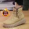Botas de Neve com Solado Grosso Femininas 2026 Inverno Com Forro de Veludo Quente Cano Alto Calçados Esportivos Botas Curtas de Algodão Proteção Contra Frio Nordeste Botas Grandes de Algodão